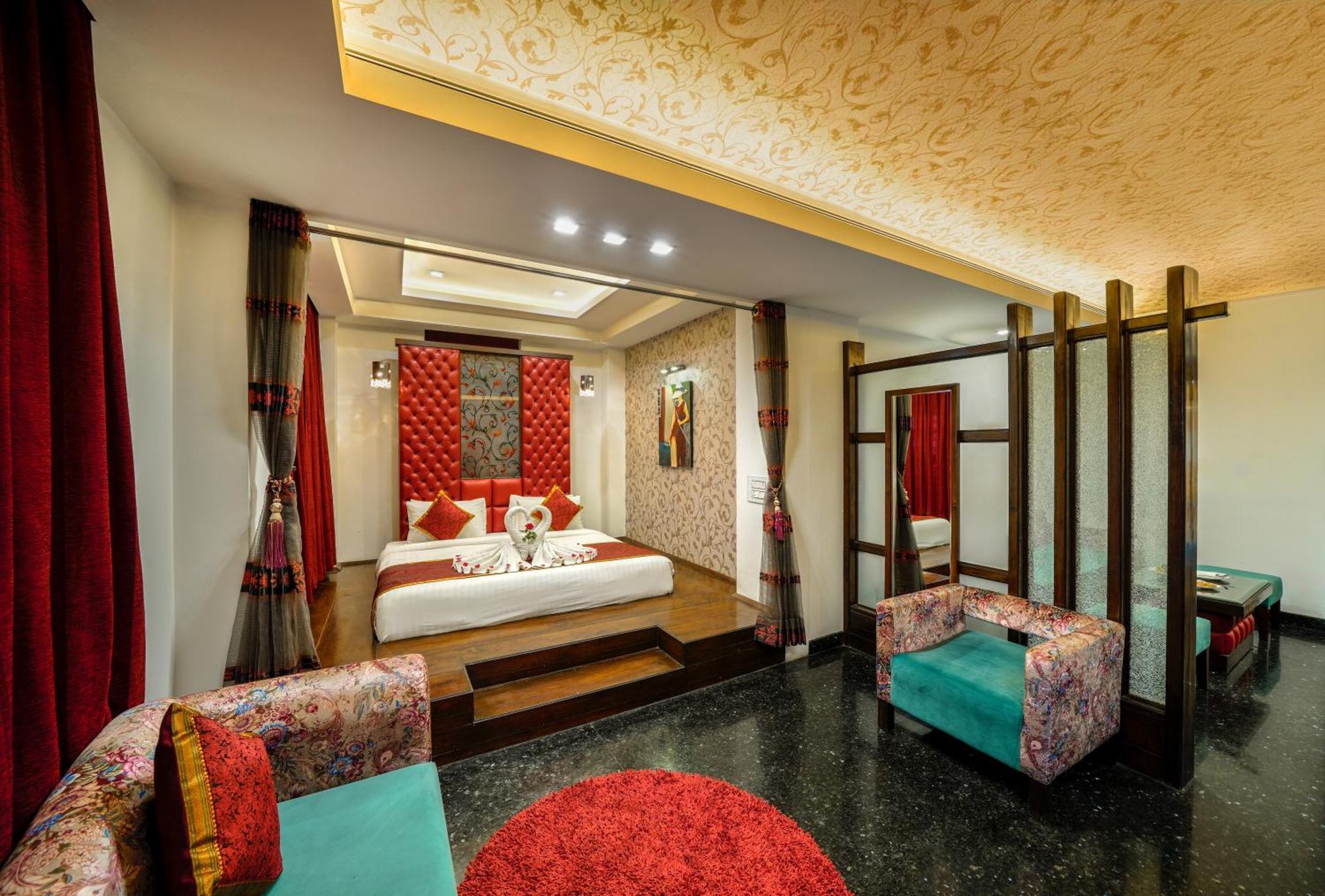 Hotel Saffron Leaf Dehradun Exterior foto