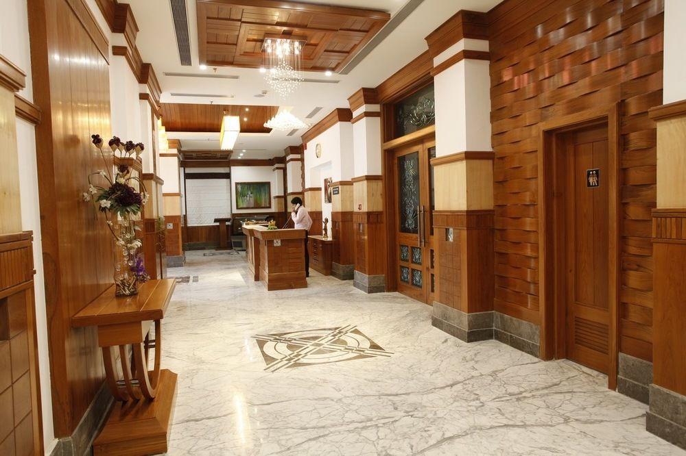 Hotel Saffron Leaf Dehradun Exterior foto