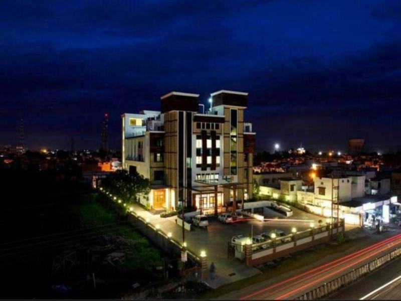 Hotel Saffron Leaf Dehradun Exterior foto